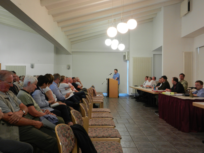 Runder Tisch zur A44 in Kaufungen