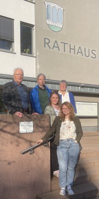 Fraktion vor Rathaus